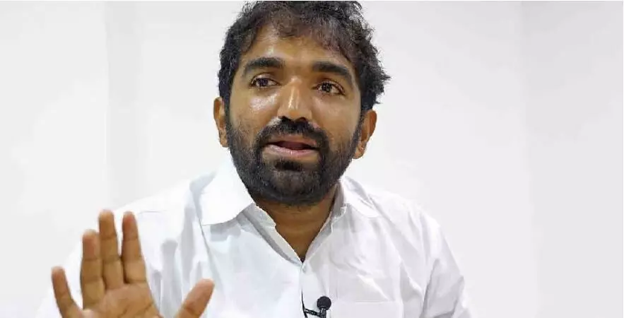 തെരഞ്ഞെടുപ്പ് വിജയത്തിൽ നന്ദി അറിയിക്കാനായി ചാണ്ടി ഉമ്മന്റെ യാത്ര ;പുതുപ്പള്ളിയിൽനിന്ന് തിരുവനന്തപുരത്തേക്ക്