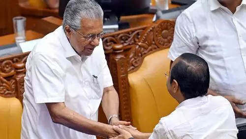 ഭാഷാ വൈവിധ്യം തുളുമ്പും ;പതിനാറാം നിയമസഭയിലെ  എംഎല്‍എമാരുടെ സത്യപ്രതിജ്ഞ ചടങ്ങ്