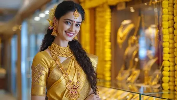 സംസ്ഥാനത്ത് സ്വർണ്ണവിലയിൽ  ഇടിവ്;1,14,200ല്‍