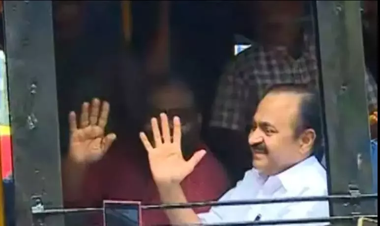 ചരിത്ര യാത്ര തുടരും ;സൗജന്യയാത്രാ പദ്ധതിയുടെ ആദ്യ ടിക്കറ്റ് മുഖ്യമന്ത്രി വി ഡി സതീശൻ കൈമാറി ചരിത്ര യാത്ര തുടരും ;സൗജന്യയാത്രാ പദ്ധതിയുടെ ആദ്യ ടിക്കറ്റ് മുഖ്യമന്ത്രി വി ഡി സതീശൻ കൈമാറി