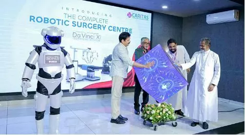 സമ്പൂര്‍ണ റോബോട്ടിക് സര്‍ജറി സെന്റര്‍ കാരിത്താസില്‍ പ്രവര്‍ത്തനമാരംഭിച്ചു